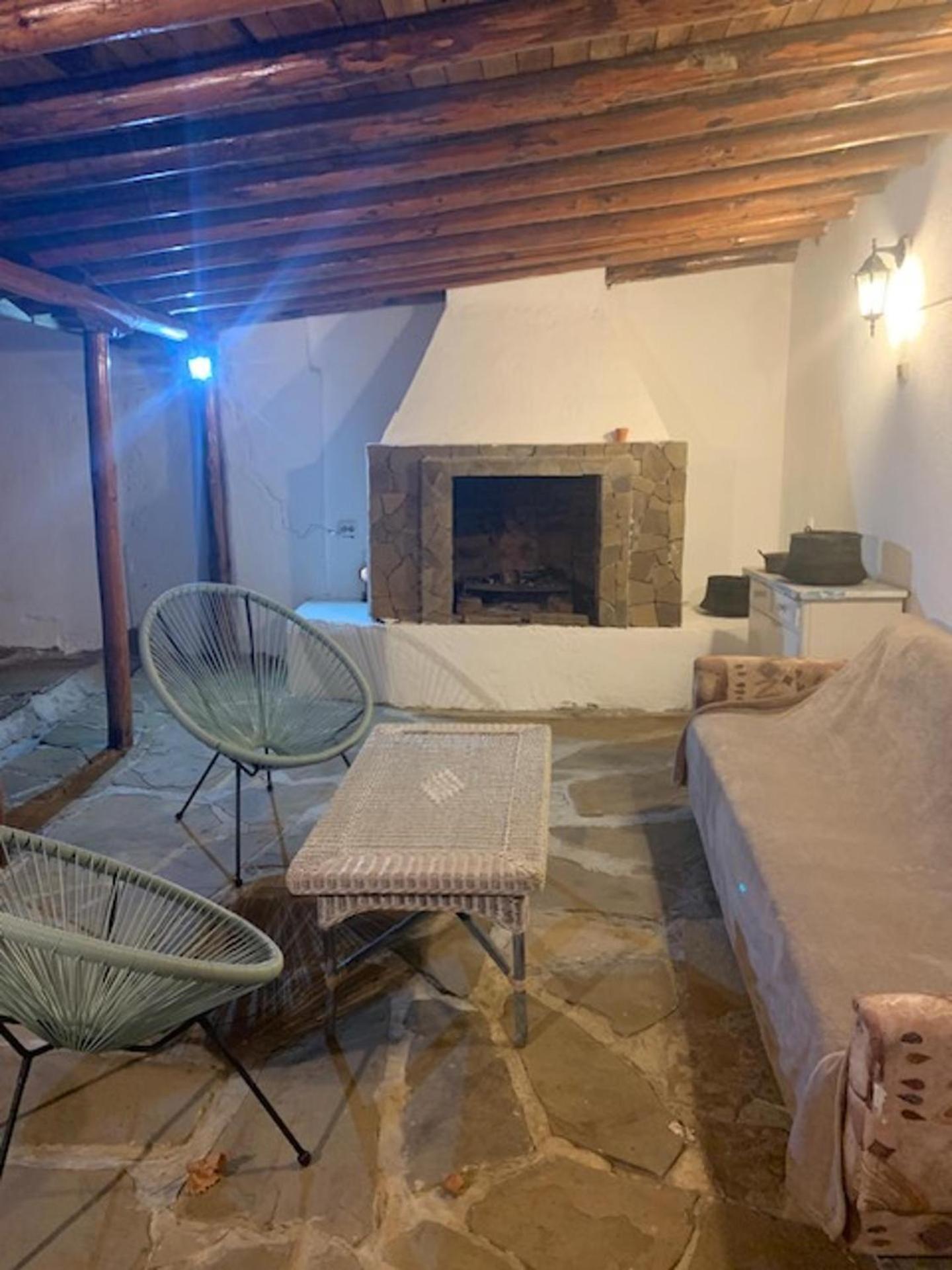 House Sleeps 6-Garden-Freeparking-Bbq-Patio-Petsok Βίλα Ognen Εξωτερικό φωτογραφία
